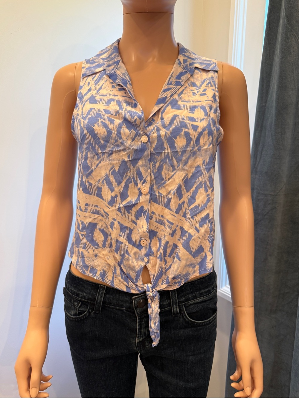 Blue & Pink Sleeveless Tie-Front Printed Top